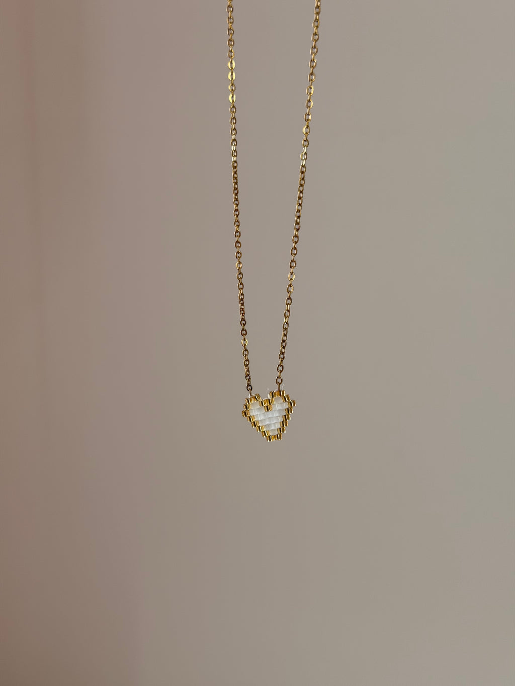 Small white heart 🤍